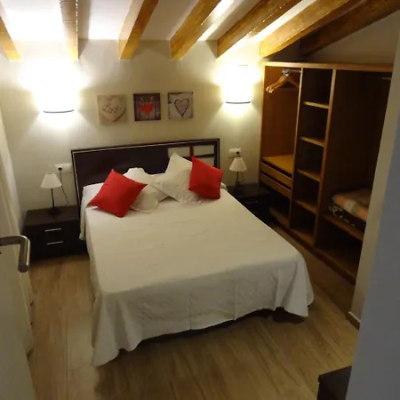 Sleeps 22 Pool Wifi